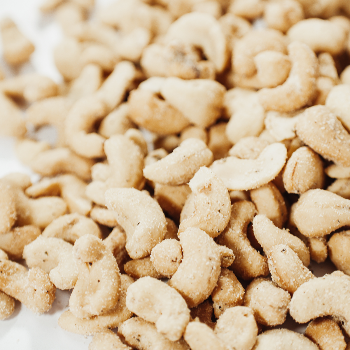 Roasted Cashews with Oregano and Black Pepper - Nuteroo.com - Nuts and more online store