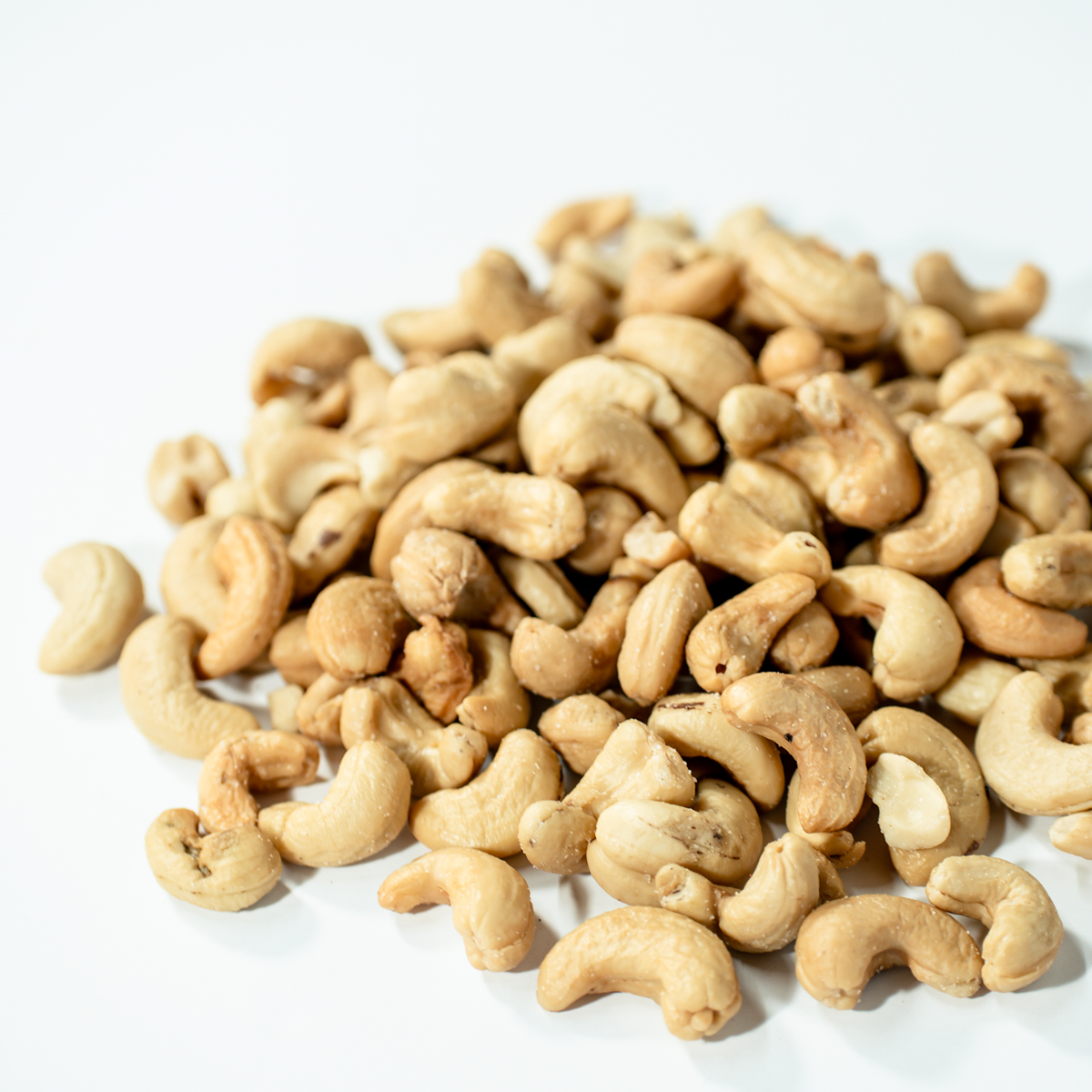 Roasted Cashews Salted/Unsalted - Nuteroo.com - Nuts and more online store